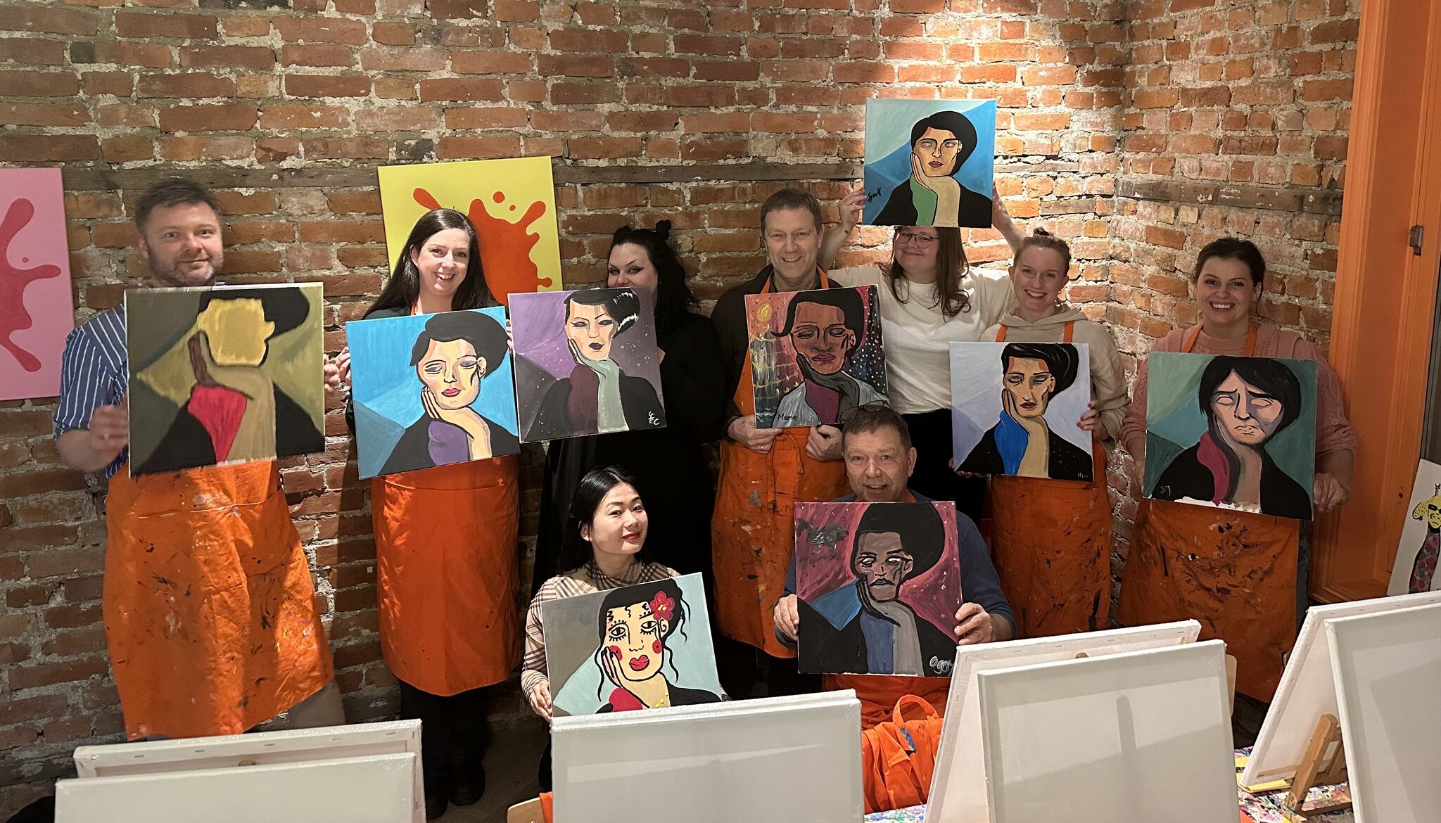 Fantastiske Osberget samlet på Paint´n Sip i Oslo